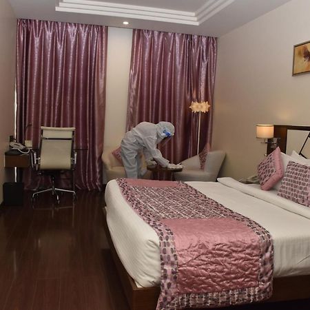 The Panache Hotel Patna  Kültér fotó