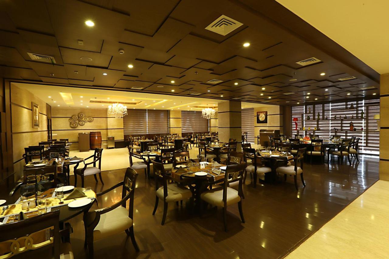 The Panache Hotel Patna  Kültér fotó
